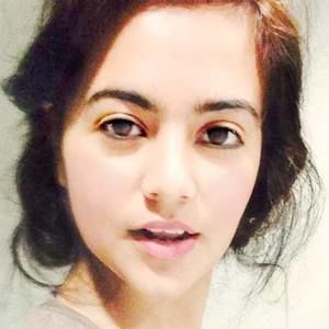 Meet your Posher, Lina